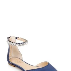 Jewel Badgley Mischka Cassidy Flat Pointed Shoe