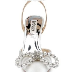 Badgley Mischka Faint Stiletto Heel With Pearl Bow -Badgley Mischka shop FAINT MP6741 WHTSAT 4 54533.1670620535