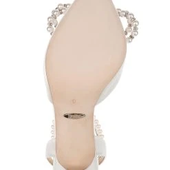 Badgley Mischka Faint Stiletto Heel With Pearl Bow -Badgley Mischka shop FAINT MP6741 WHTSAT 6 84394.1670620535