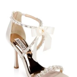 Badgley Mischka Nayeli Drama Heel