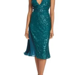 Badgley Mischka Va-va-voom Sequin Pleated Cocktail Dress